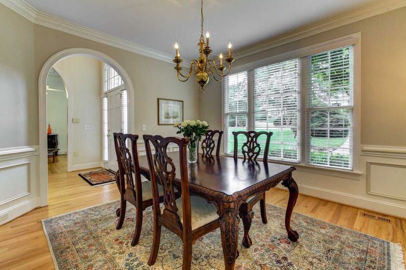 101 S Devimy Ct, Cary, NC 27511