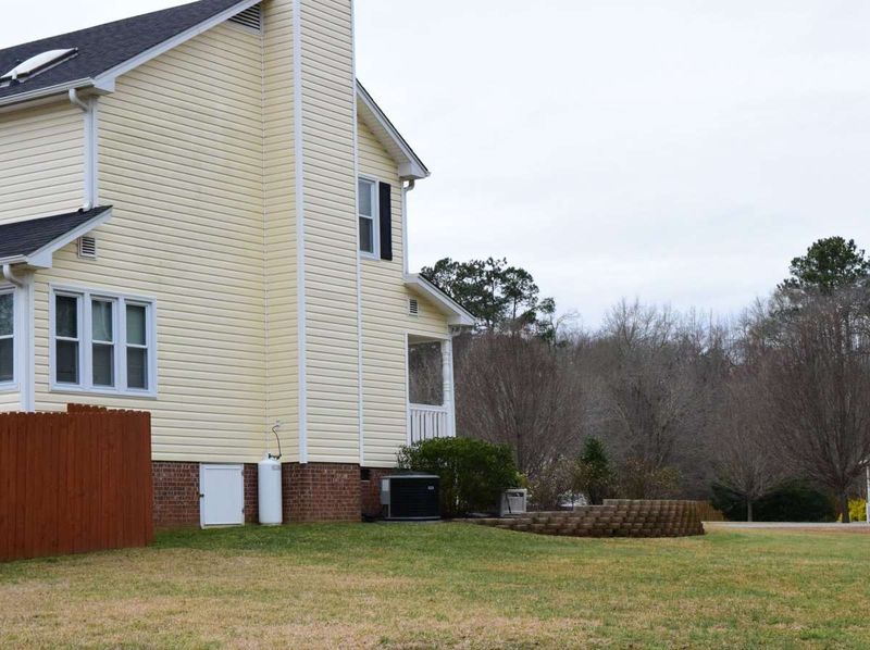 101 Dixie Ct #Lt 11, Clayton, NC 27520