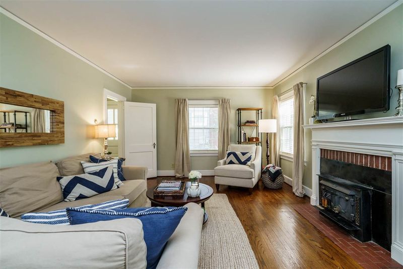 101 Dixie Trl, Raleigh, NC 27607