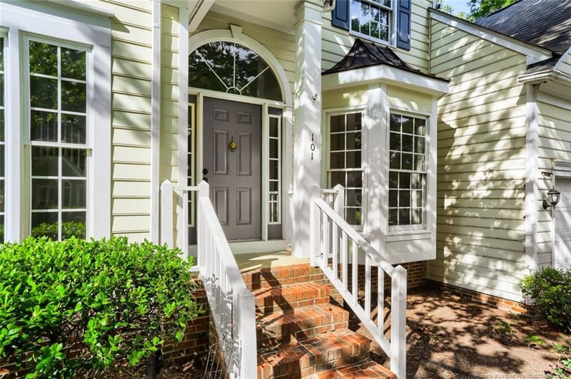 101 Dovershire Ct, Cary, NC 27513