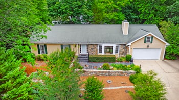 101 Dundalk Dr, Chapel Hill, NC 27517