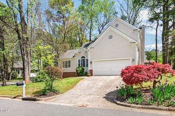 101 Durington Pl, Cary, NC 27518