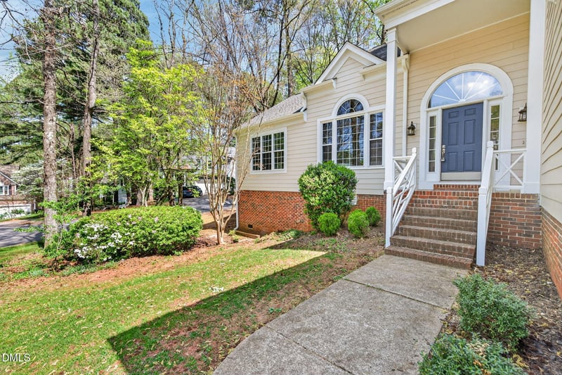 101 Durington Pl, Cary, NC 27518