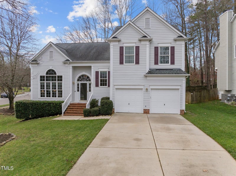 101 Duxbury Dr, Cary, NC 27513
