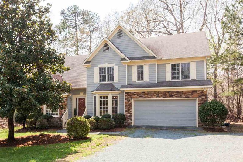 101 Eagle Rock Ct, Chapel Hill, NC 27516