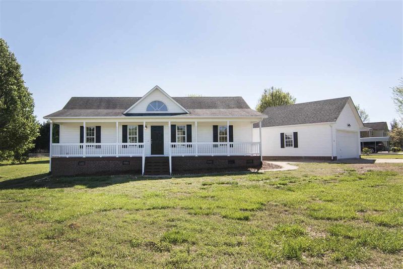 101 Eddy Ct, Benson, NC 27504