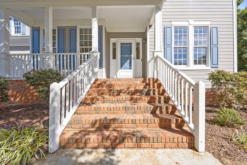 101 Elk River Ct, Mebane, NC 27302