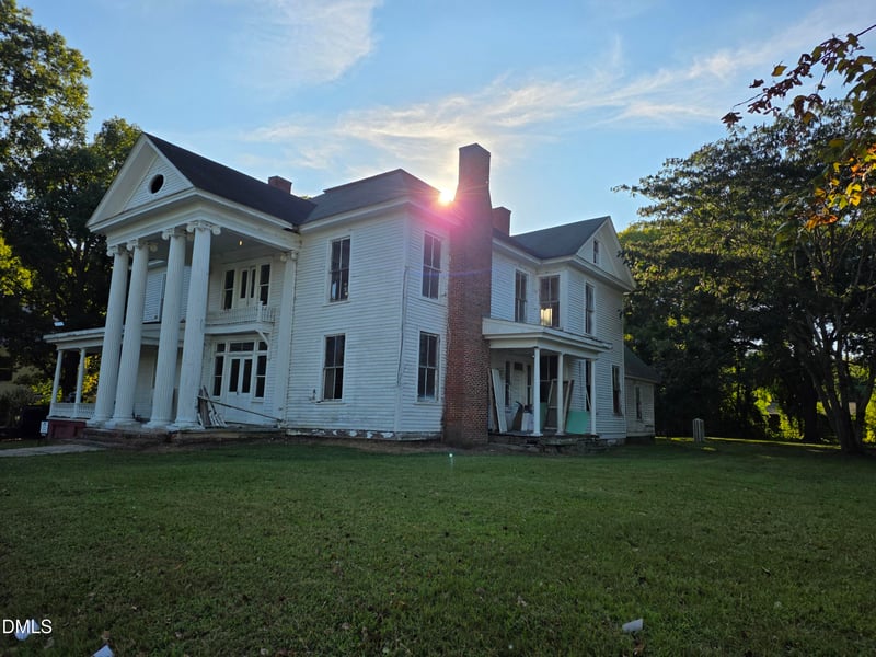 101 Elm St, Louisburg, NC 27549