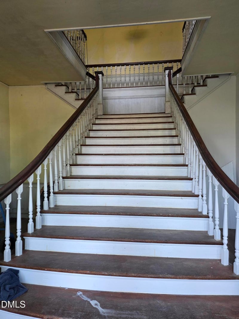 101 Elm St, Louisburg, NC 27549