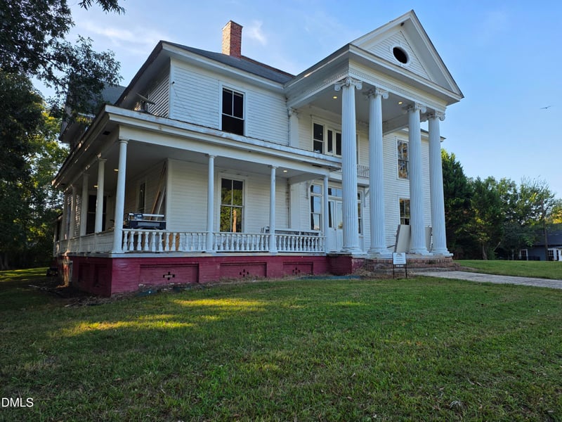 101 Elm St, Louisburg, NC 27549