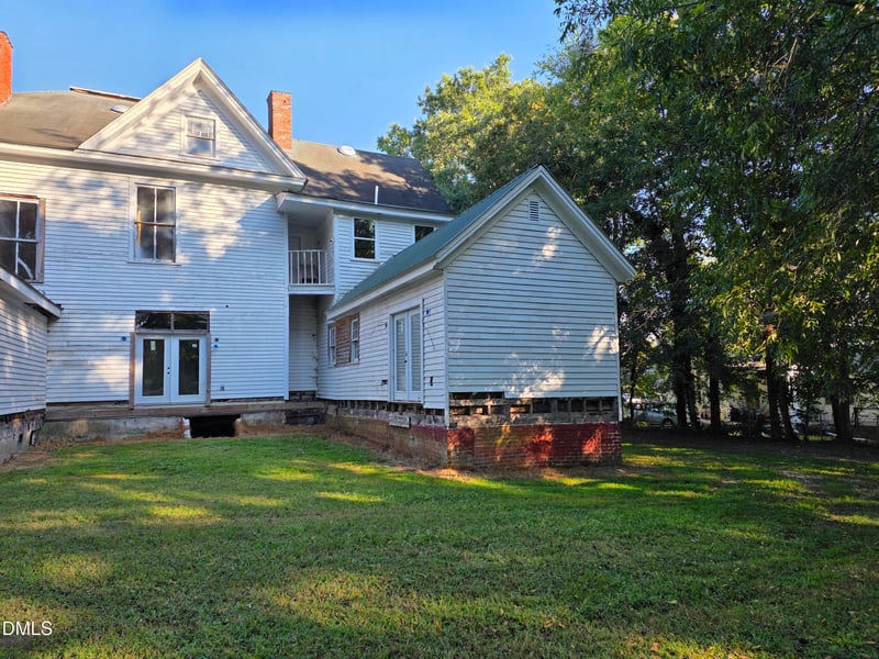 101 Elm St, Louisburg, NC 27549