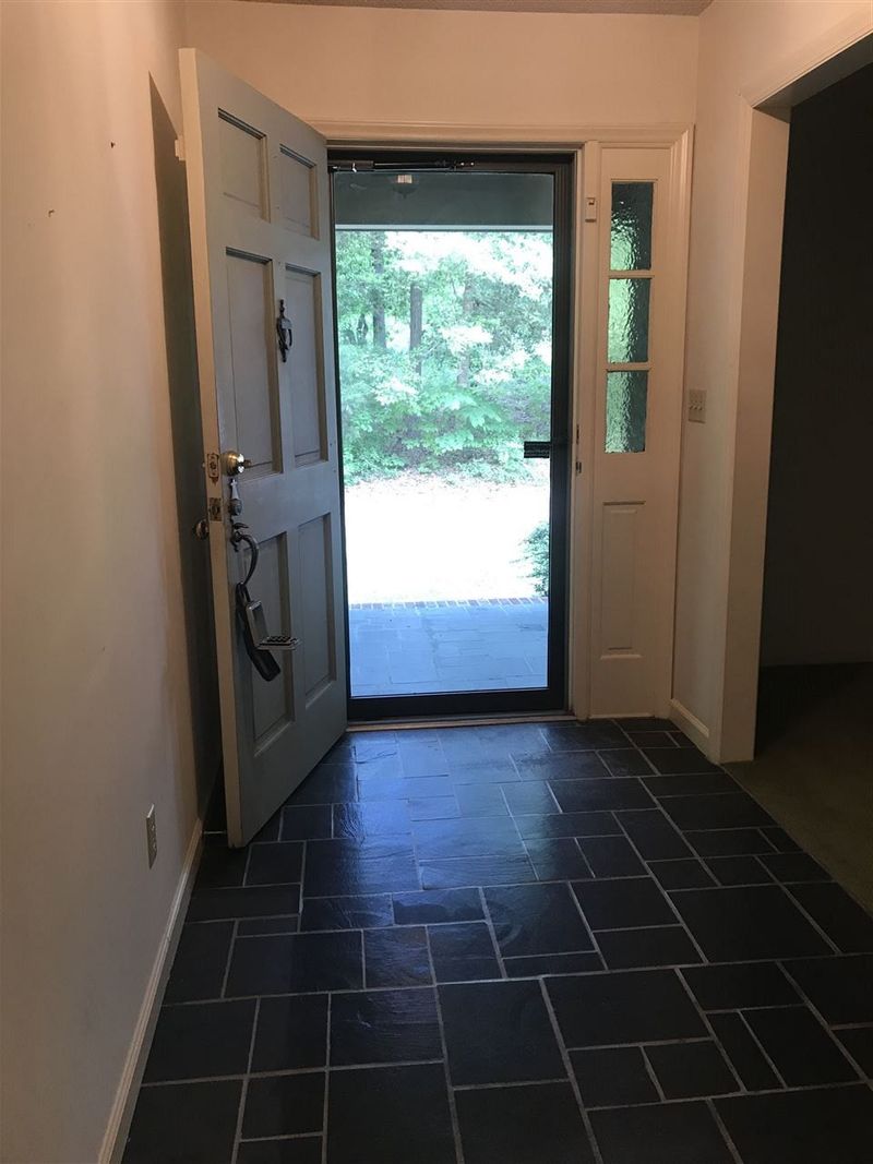 101 Fairway Dr, Zebulon, NC 27597