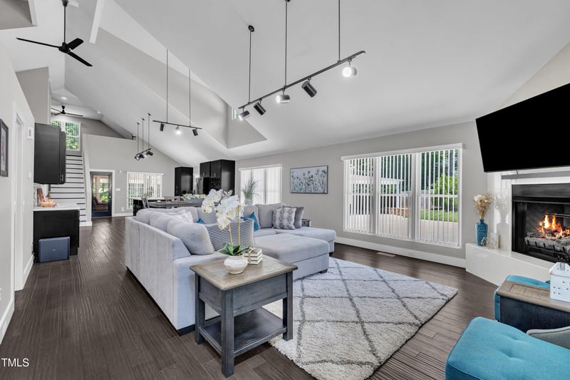 101 Ferndale Ct, Clayton, NC 27520