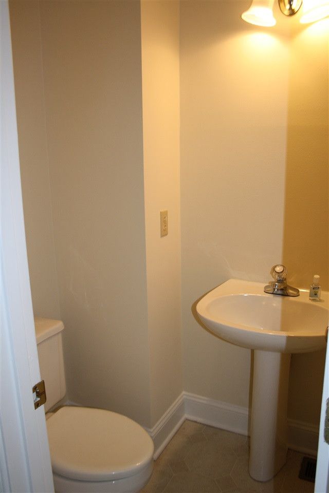 101 Flemington Ct, Cary, NC 27518