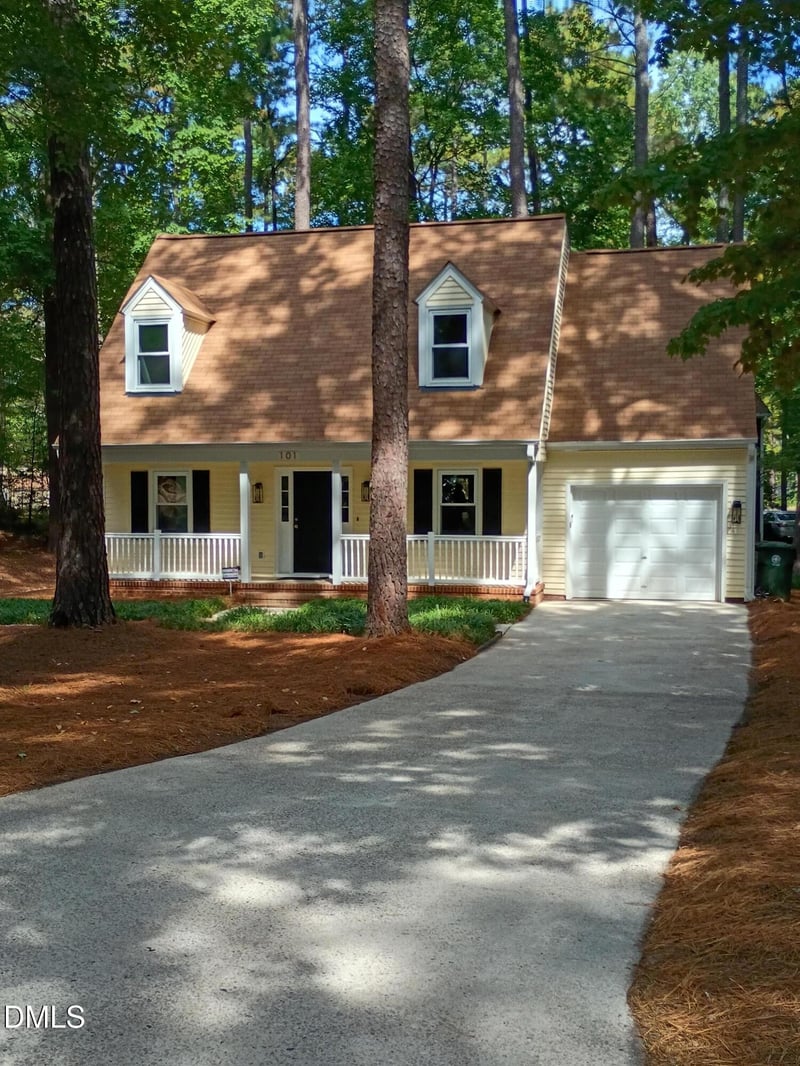101 Flora Mcdonald Ln, Cary, NC 27511