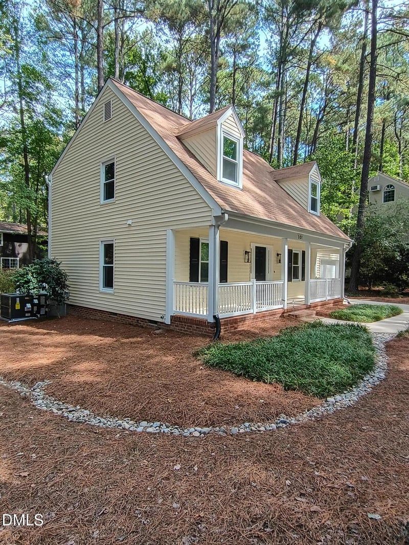 101 Flora Mcdonald Ln, Cary, NC 27511