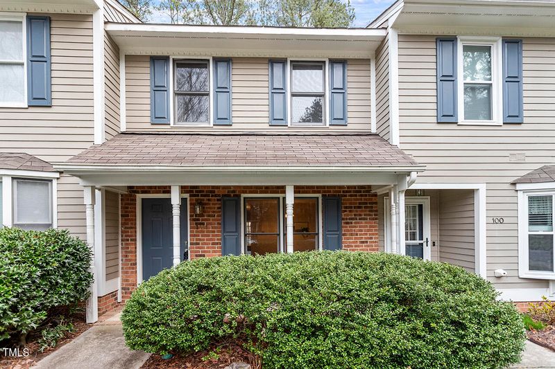 101 Forest Oaks Dr, Durham, NC 27705
