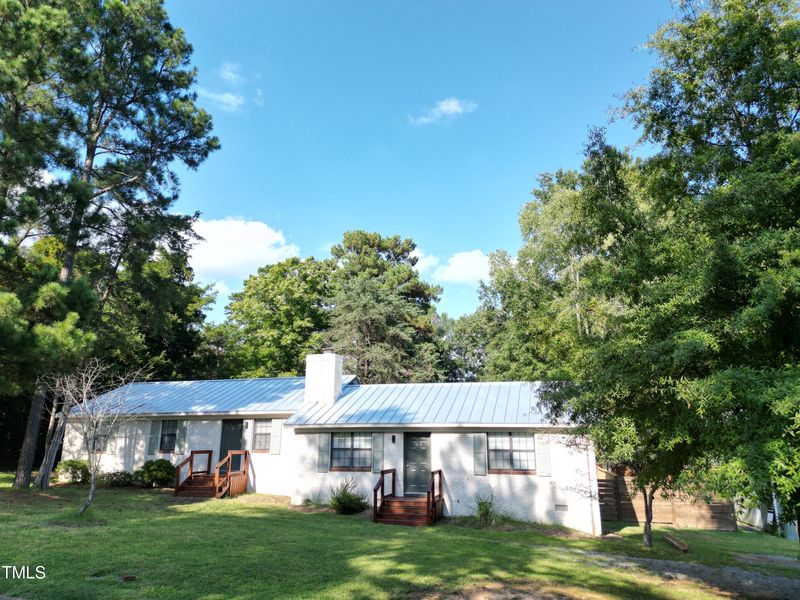 101 Forsyth Dr, Chapel Hill, NC 27517