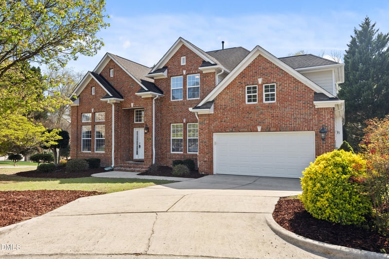 101 Fringe Tree Ct, Cary, NC 27519