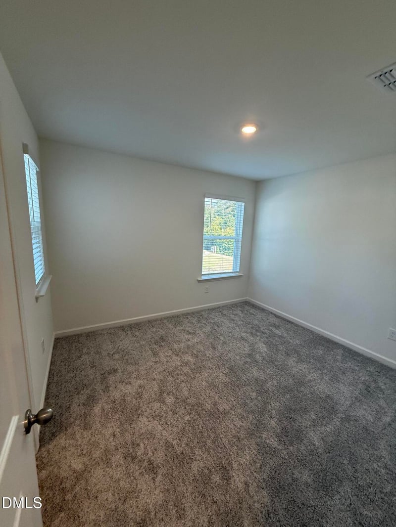 101 Gamay Dr, Chapel Hill, NC 27516