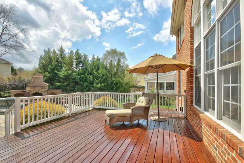 101 Gambardelli Ct, Cary, NC 27519