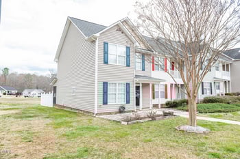 101 Gatwick Ct, Clayton, NC 27520