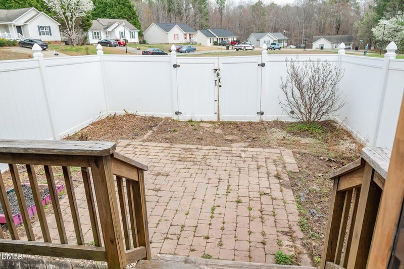 101 Gatwick Ct, Clayton, NC 27520
