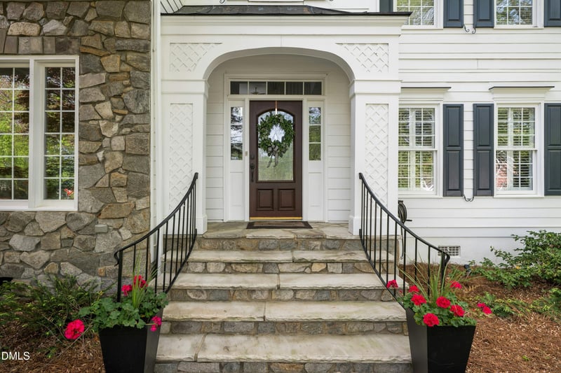 101 Gentlewoods Dr, Cary, NC 27518