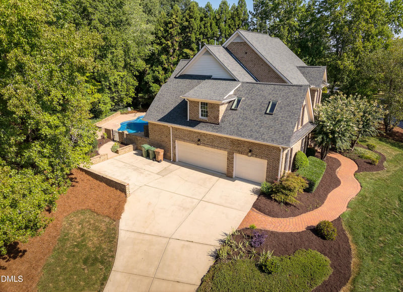 101 Glade Park Rd, Cary, NC 27518