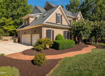 101 Glade Park Rd, Cary, NC 27518