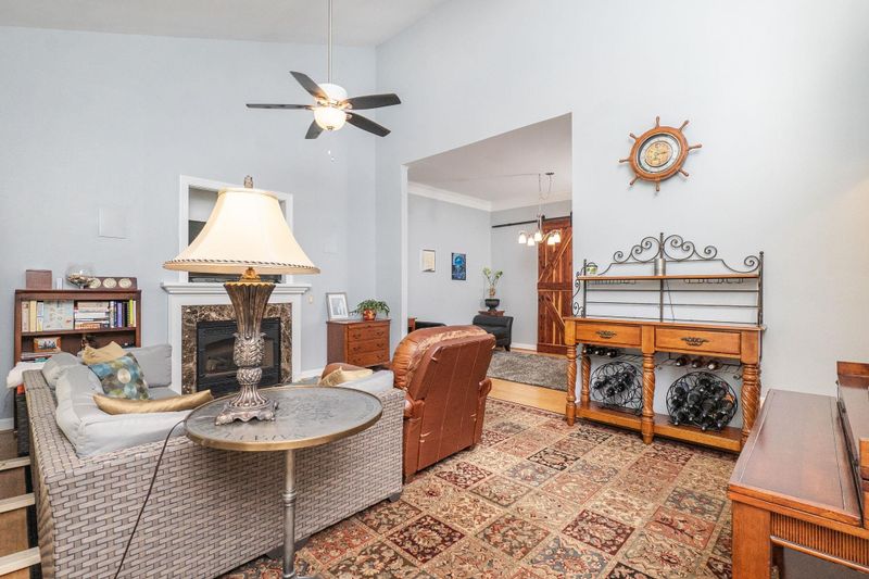 101 Glen Alpine Cir, Cary, NC 27513