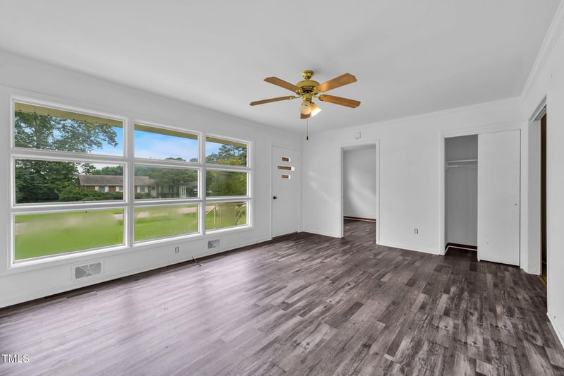 101 Glenn Cir, Rolesville, NC 27571