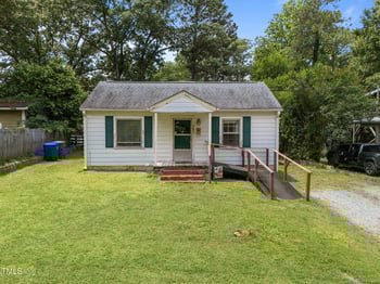 101 Goldston Dr, Carrboro, NC 27510