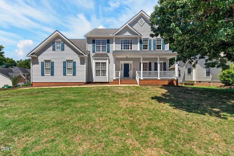 101 Greygate Pl, Cary, NC 27518