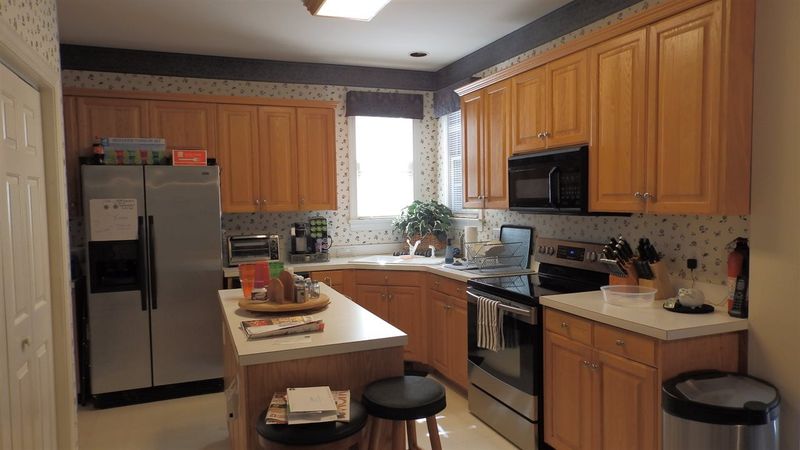 101 Halpen Dr, Cary, NC 27513
