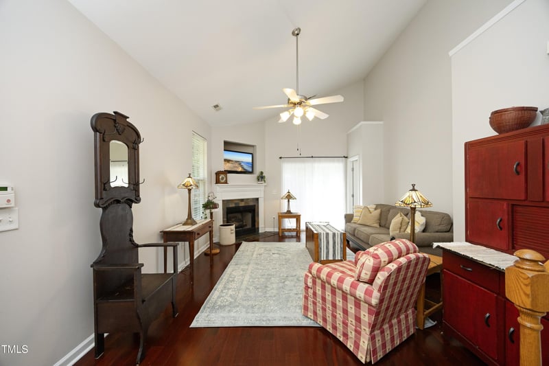 101 Hamlet Park Dr, Morrisville, NC 27560