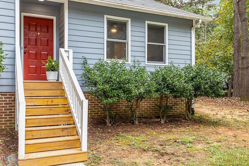 101 Hampton Ct, Chapel Hill, NC 27514