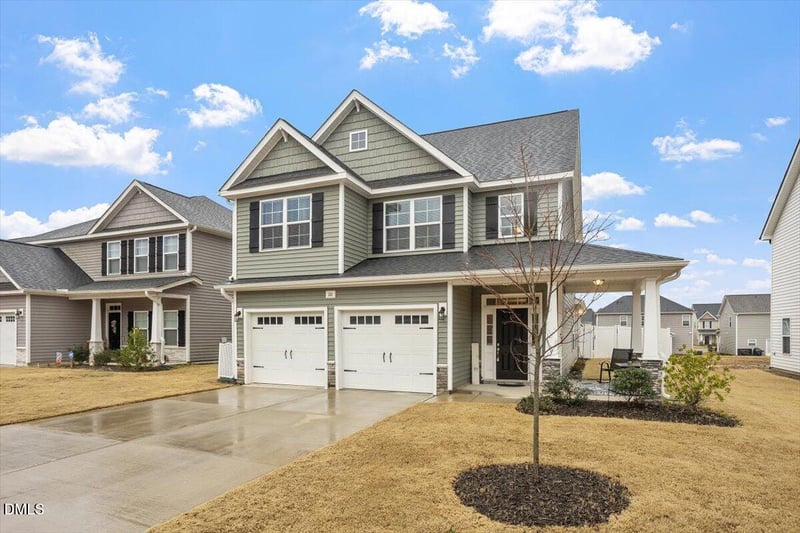 101 Hanover Ct, Clayton, NC 27527