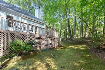 101 Hedgerow Ct, Cary, NC 27513