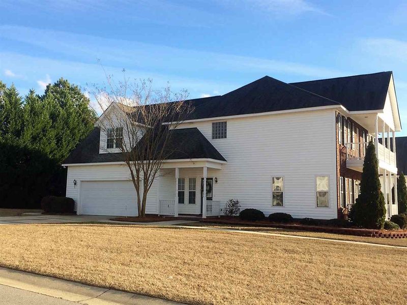 101 Heritage Dr, Smithfield, NC 27577