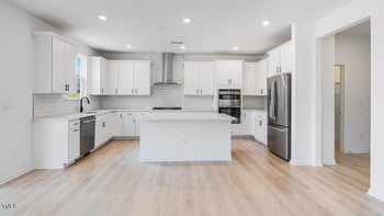 101 Hiddenite Pl, Holly Springs, NC 27540
