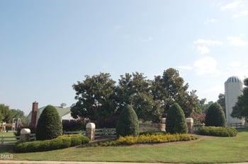 101 Hogan Woods Cir, Chapel Hill, NC 27516