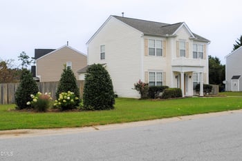 101 Honey Springs Ave, Fuquay Varina, NC 27526