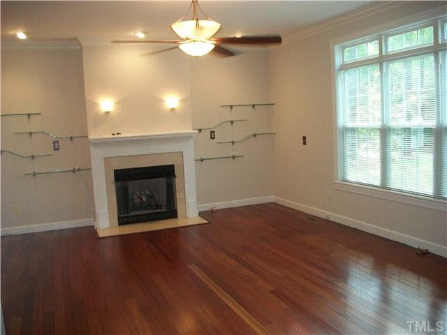 101 Honeysuckle Ct, Clayton, NC 27527
