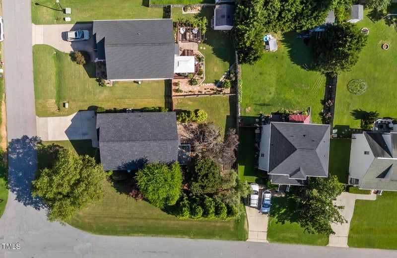 101 Houston Ln, Clayton, NC 27527