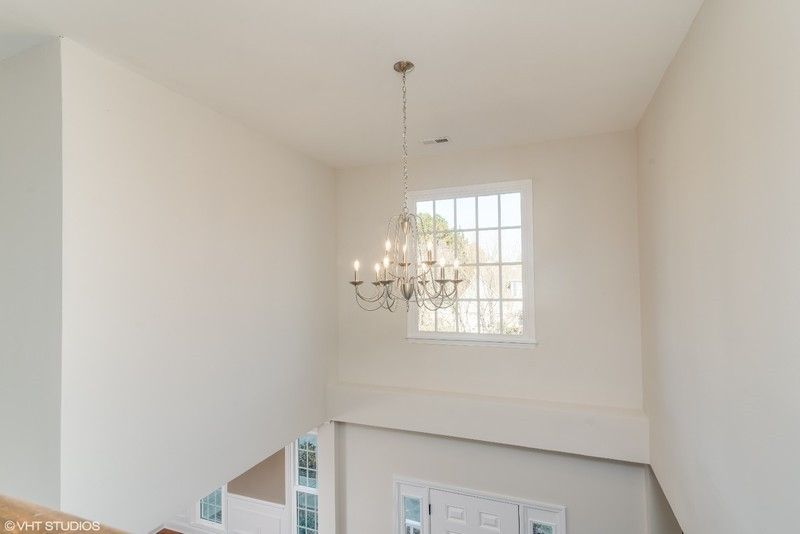 101 Huger Ln, Cary, NC 27513