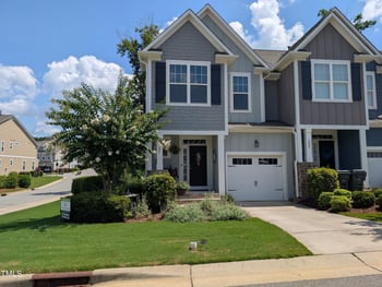 101 Hundred Oaks Ln, Holly Springs, NC 27540