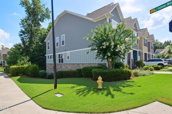 101 Hundred Oaks Ln, Holly Springs, NC 27540