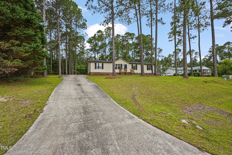 101 Hunter Field, Sanford, NC 27332