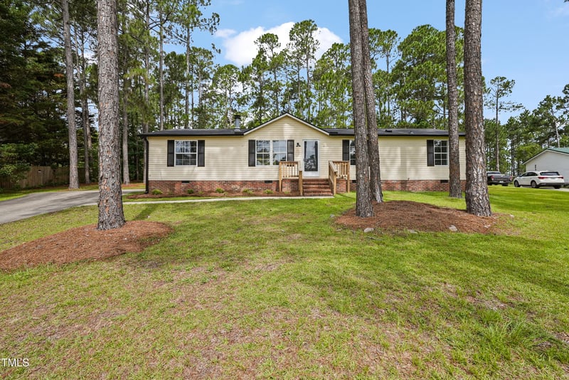 101 Hunter Field, Sanford, NC 27332